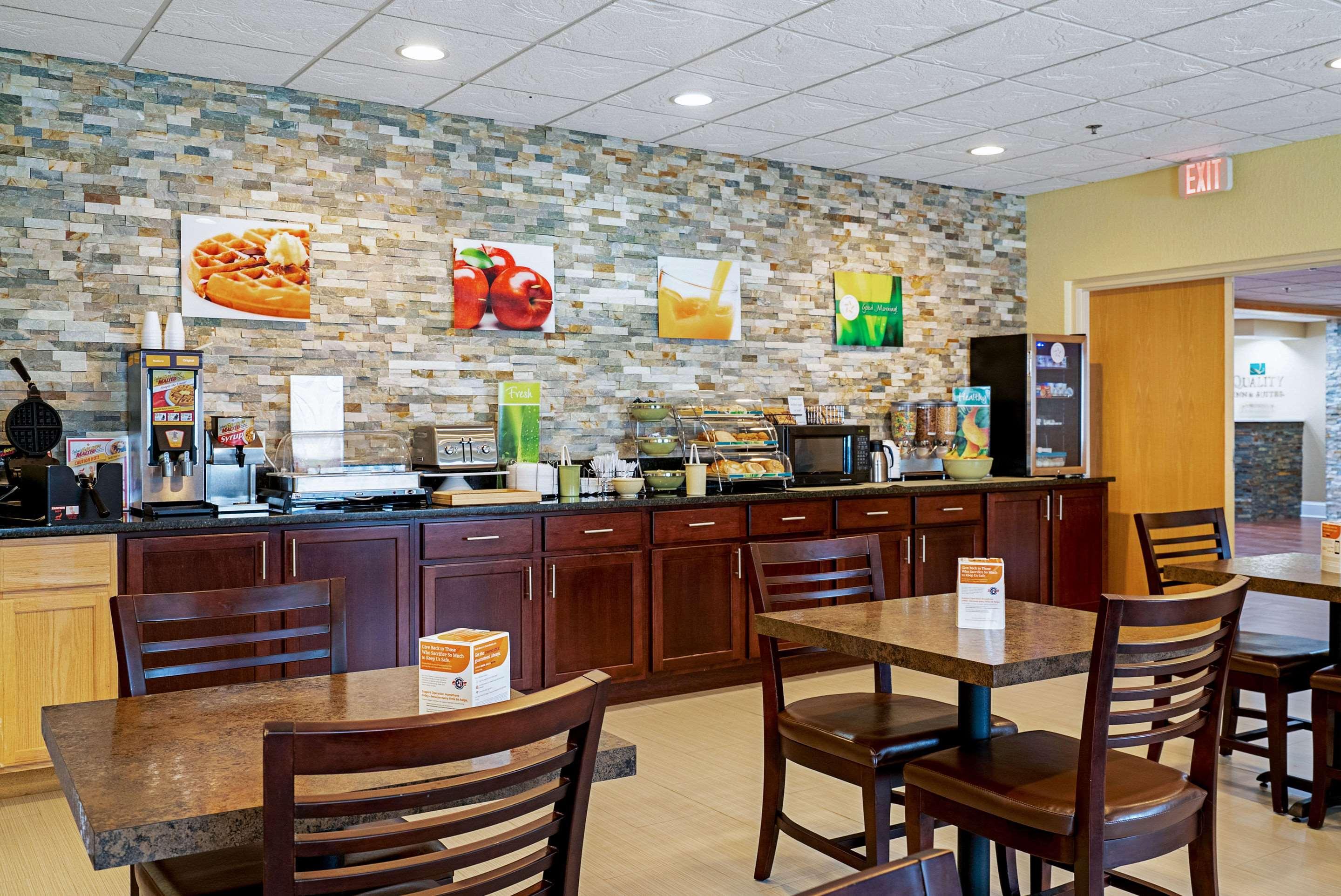 Quality Inn & Suites Robbinsville Luaran gambar