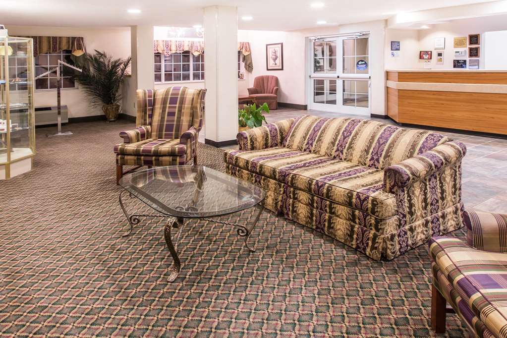 Quality Inn & Suites Robbinsville Dalaman gambar